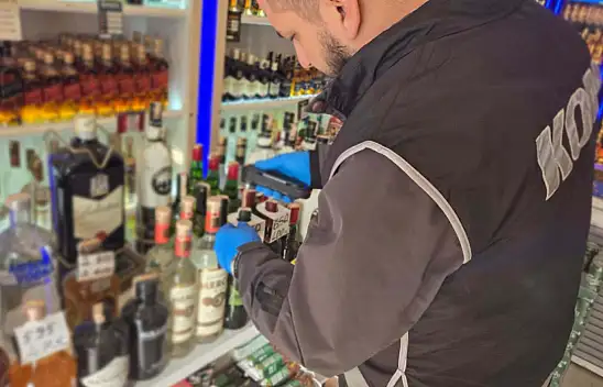Konya Emniyetinden Yilbaşi Öncesi 'Kaçak-Sahte Alkollü İçki' Denetimi