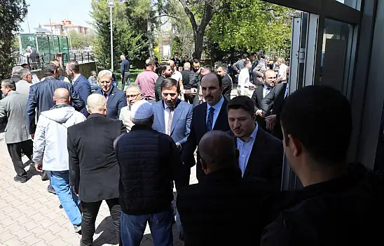 Konya'nın Cuma geleneği devam ediyor: Başkanlar sahada!