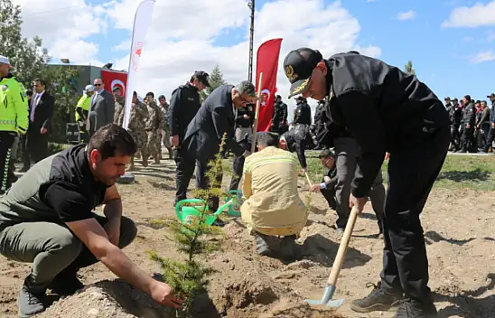Konya Polisi'nden doğaya katkı:  Polis Haftası'nda fidanlar toprakla buluştu!