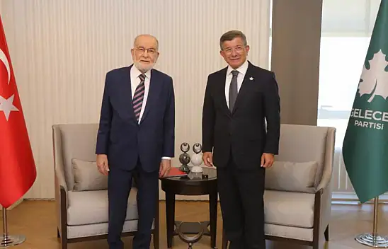 Saadet Partisi Genel Başkanı Karamollaoğlu'ndan, Gelecek Partisi Genel Başkanı Davutoğlu'na 'yerel seçim ve yeni yasama dönemi' ziyareti.