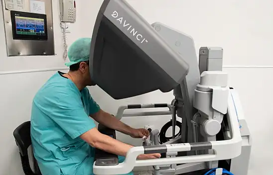 Selçuk Üniversitesi'nde Bir İlk Robotik Cerrahi Sistemi