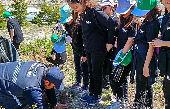 Selçuklu'da 2000 fidan toprakla buluştu