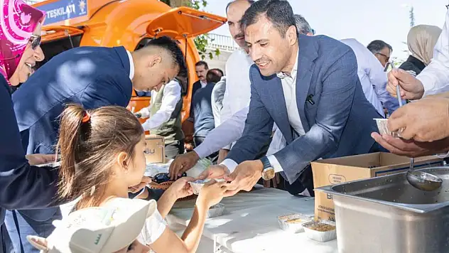 AK Parti Konya aşure ikramında bulundu