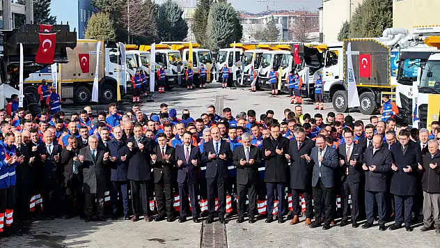 Başkan Altay 177 milyon lira bedelle Koski araç filosuna kazandırılan 19 yeni aracı tanıttı