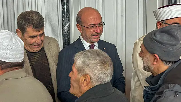 Başkan Pekyatırmacı Regaip Kandili Münasebetiyle Vatandaşlarla Bir Araya Geldi