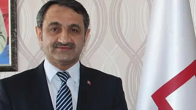 Dr. Paslı: 3 okuyun 2 dinleyin 1 yazın