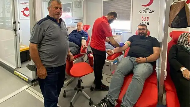Karapınar'da kan bağışı kampanyası düzenlendi