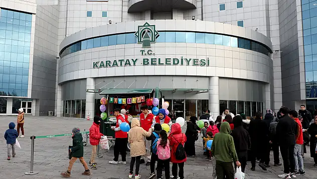 Karatay Belediyesi'Nden Çocuklara Şivlilik Sürprizi