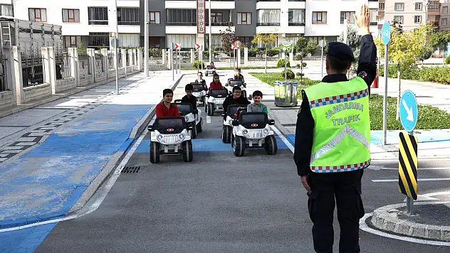 Karatay'da trafik eğitimi küçük yaşta başlıyor
