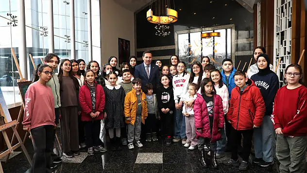 Karatay'da genç yetenekler sergide buluştu