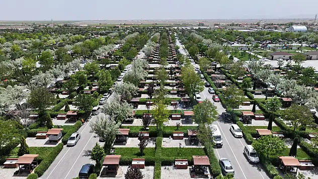 Karatay, parklarıyla sosyal hayatın merkezi oluyor