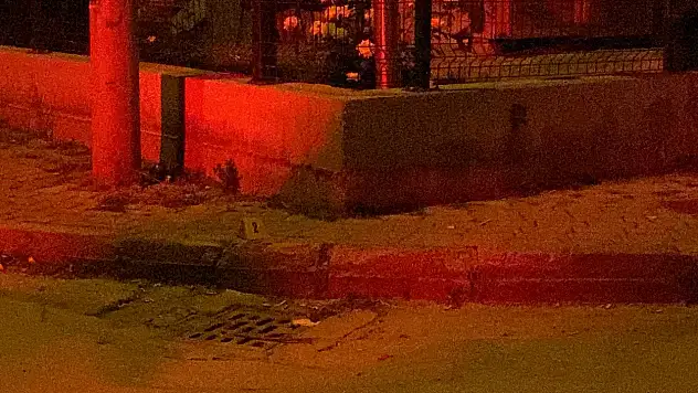 Konya'da 17 yaşındaki genç sokak ortasında bıçaklandı