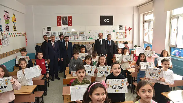 KONYA'DA 496.108 ÖĞRENCİ KARNE HEYECANI YAŞADI