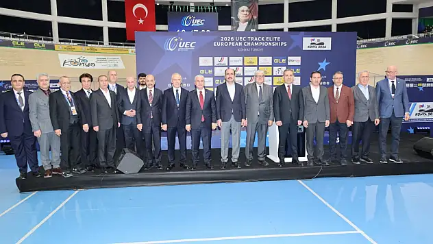 Konya'da pedal sesleri: 2026 Avrupa pist bisikleti şampiyonası muhteşem bir başlangıç yaptı!