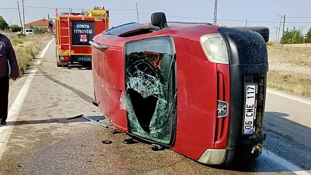 Kulu'da otomobil devrildi: 4 yaralı