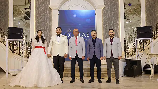 Meram'da düğün geleneği sürüyor: Başkan Kavuş, genç çiftlerin yanında