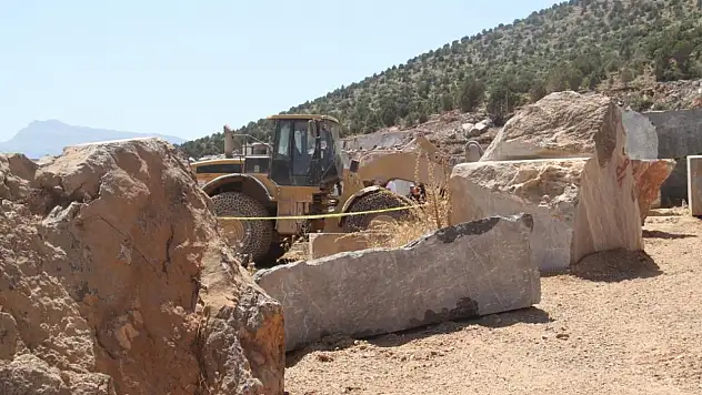 Mermer ocağında facia 1 kişi hayatını kaybetti