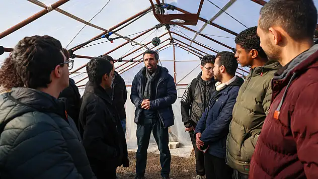 Öğrenciler Selçuklu Belediyesi Kompost Üretim Tesisi'ni Ziyaret Etti