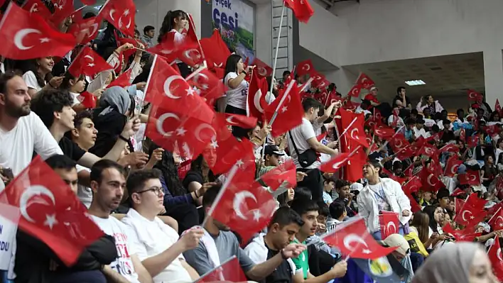 19 Mayıs ruhu Konya sokaklarında yaşatıldı