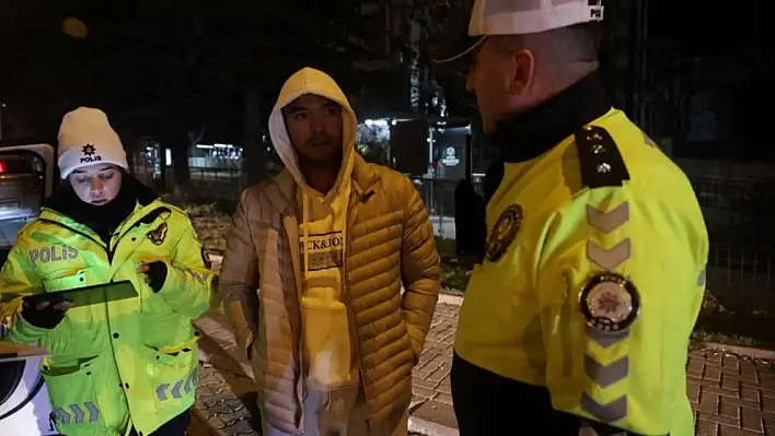 Alkollü sürücüden polise ilginç yanıt 'Allah Allah düşmüş mü?'