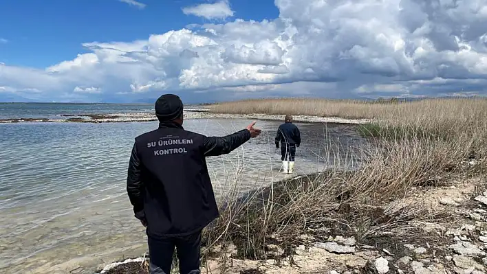 Beyşehir Gölün'de av yasağı denetimleri sürüyor