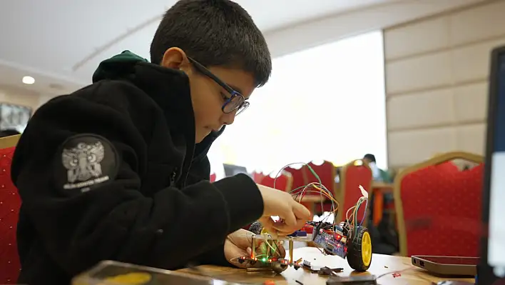 Bilim Konya'dan Yarıyıl Tatilinde 'Teknofest Robolig Kampı'