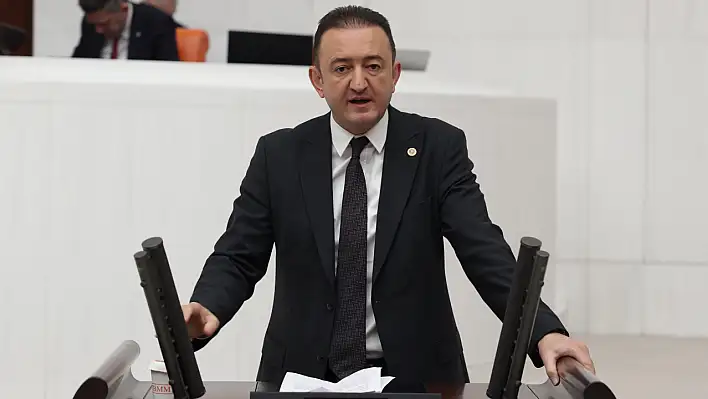 CHP Konya Milletvekili Bektaş: Hemşirelere verilen giyim yardımı yetersizdir