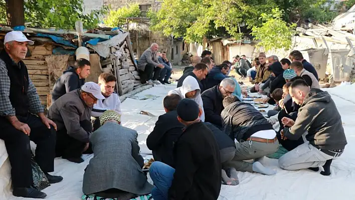 Hadim'de mahalleli kurbana 'Bayram Damı' ile başlıyor