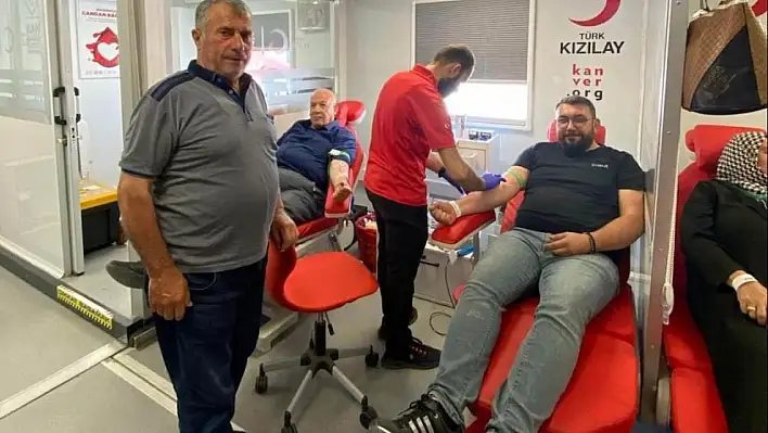Karapınar'da kan bağışı kampanyası düzenlendi