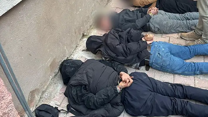 KONYA'DA 17 YIL HAPİS CEZASI BULUNAN HÜKÜMLÜ YAKALANDI