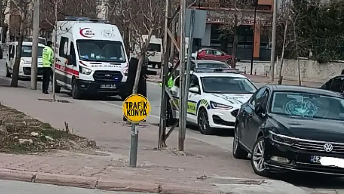 Konya'da Araç Yayaya Çarptı: Yaralı Hastaneye Kaldırıldı