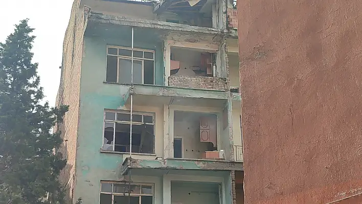 Konya'da boş apartmanda korkutan yangın!