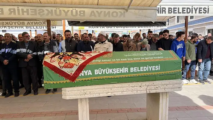 Konya'da boşanma aşamasındaki kocası tarafından öldürülen kadın son yolculuğuna uğurlandı