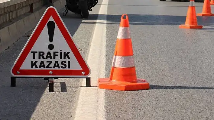 Konya'da iki tır çarpıştı 3 yaralı