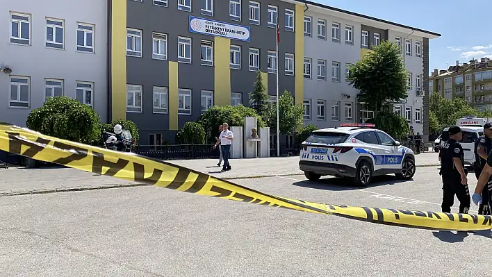 Konya'da Okulda Dehşet: Öğretmen Odasında Öldürüldü