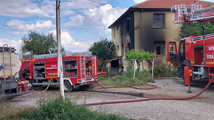 Konya'da Peş Peşe Yangınlar: Apartman ve Fabrika Ofisi Alev Aldı