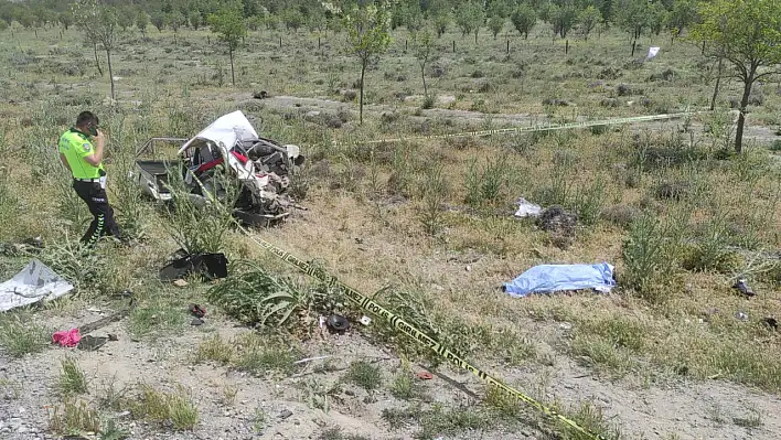 KONYA'da TIR'a Çarpan Otomobilin Sürücüsü Hayatını Kaybetti