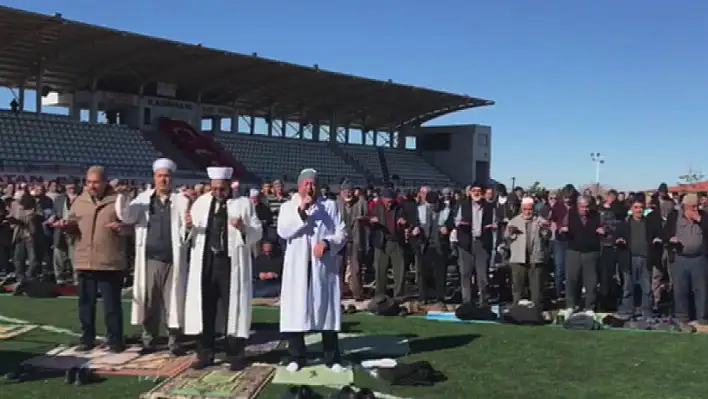 Konya'da yağmur duası yapıldı