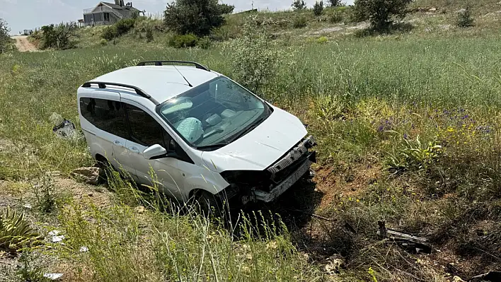 Konya'da yaşanan 2 ayrı trafik kazasında 3 kişi yaralandı