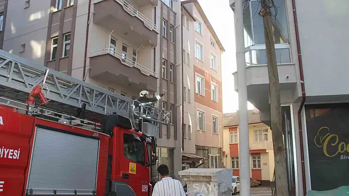 Konya'da yaşlı çift zil sesini duymayınca olanlar oldu!