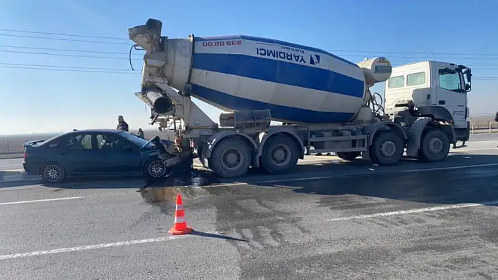 Konya Karapınar Yolunda Trafik Kazası