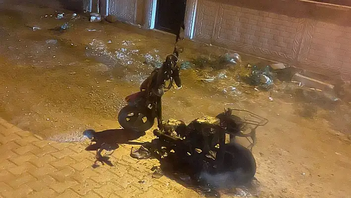 Kulu'da Gizemli Yangın: Sahibi de Sebebi de Meçhul