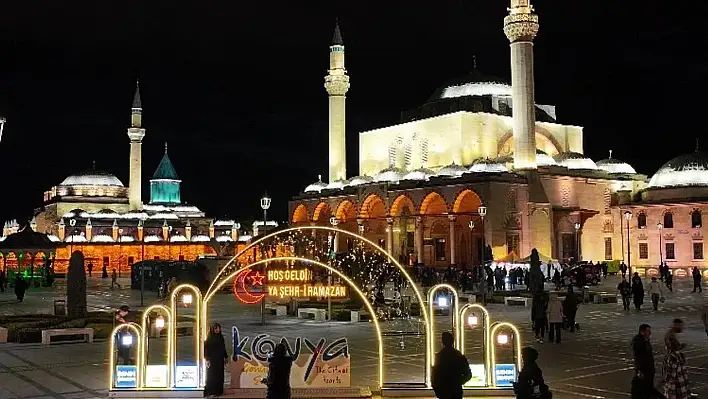 Ramazan'ın 13. gününde Konya'da iftar saati: Bugün oruç ne zaman açılacak?