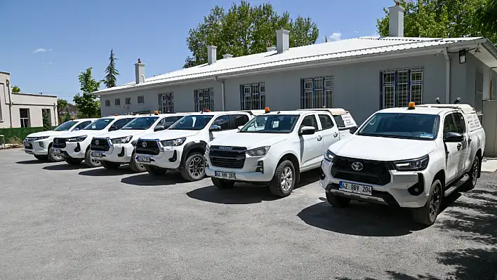Selçuklu'da sinek ve haşerelere karşı savaş başladı!
