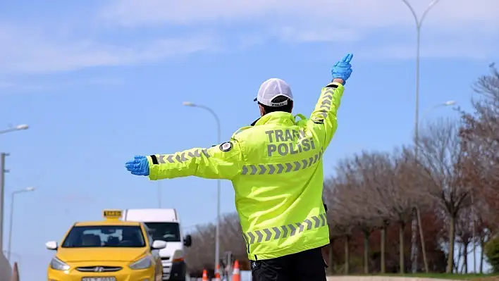 Trafik kurallarına uymayana rekor cezalar geliyor: Yeni düzenlemelerin ayrıntıları açıklandı
