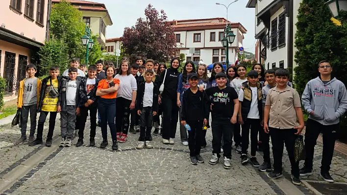 Yunak'taki öğretmenlerin davranışı taktire şayan!