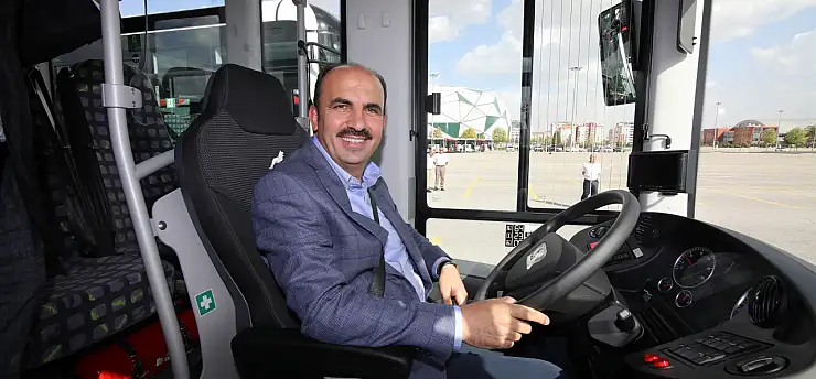 Konya Büyükşehir 2025'Te 117 Milyondan Fazla Yolcuya Hizmet Verdi