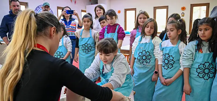 Selçuklu Belediyesi Sanat Ve Tasarim Atölyesi  Erasmus+ 'Sen Games' Ile Uluslararasi Buluşmaya Ev Sahipliği Yapti