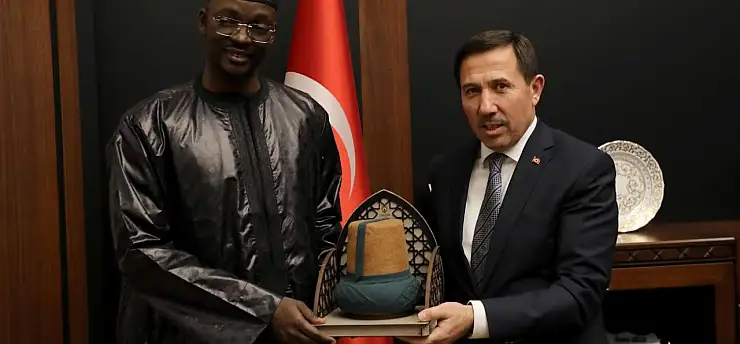 Senegal Ankara Büyükelçisi Diop'tan Başkan Kılca'ya ziyaret.