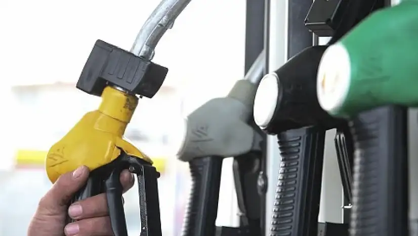 Akaryakıtta indirim bekleniyor!